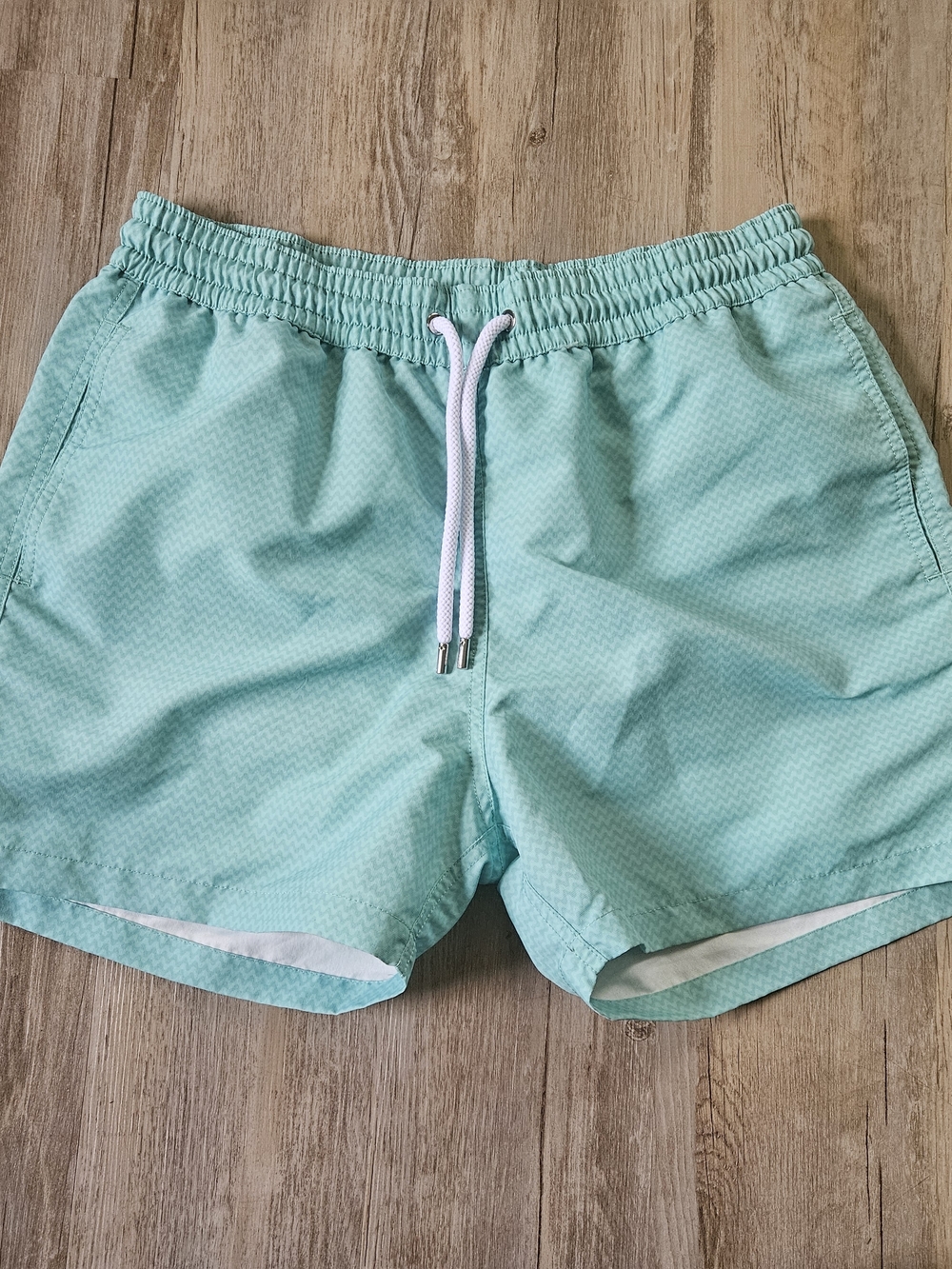 Frescobol Carioca Men's Light Teal Wavy Patterned Swim Trunks Large